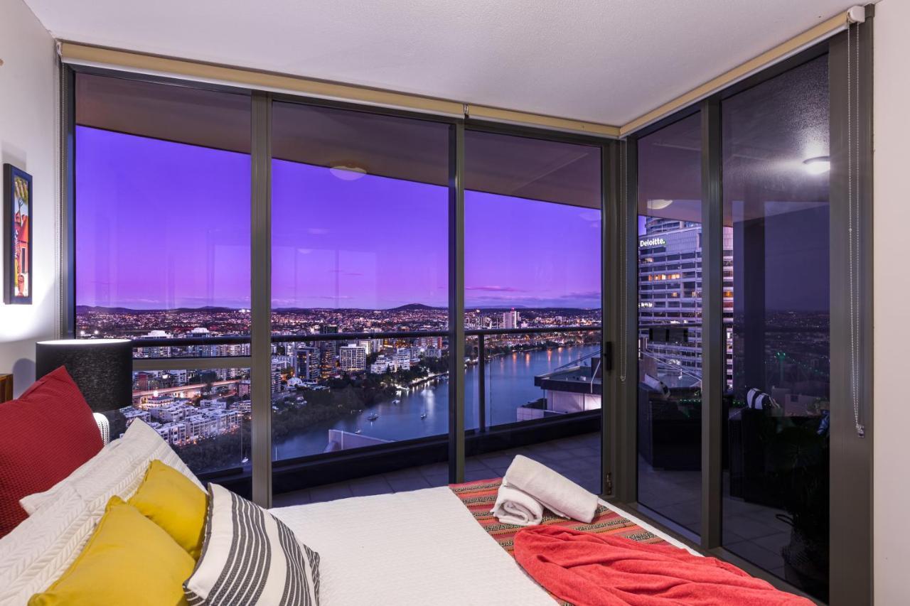 African Escape On Level 38 - Balcony With Views Brisbane Bagian luar foto